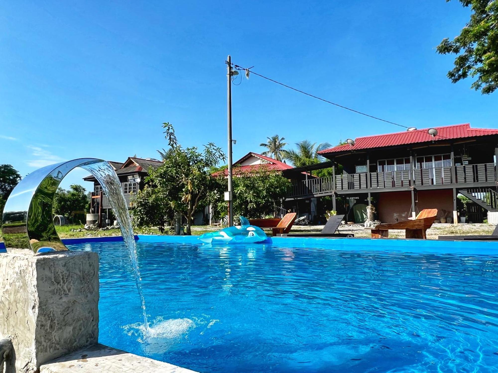 Rumah Kurnia Kangar Esterno foto
